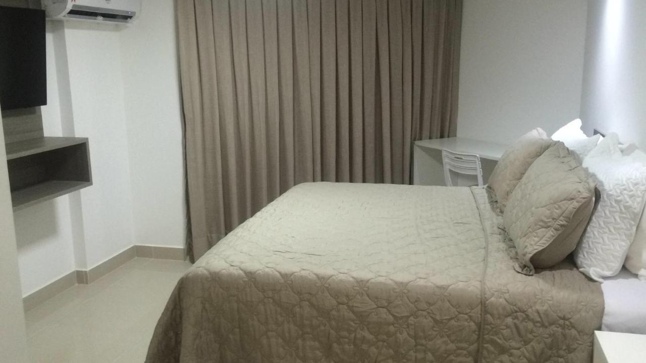 Gold Flat Cabo Branco Apartment โจเอาเปสโซอา ภายนอก รูปภาพ